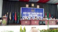 rapat-senat